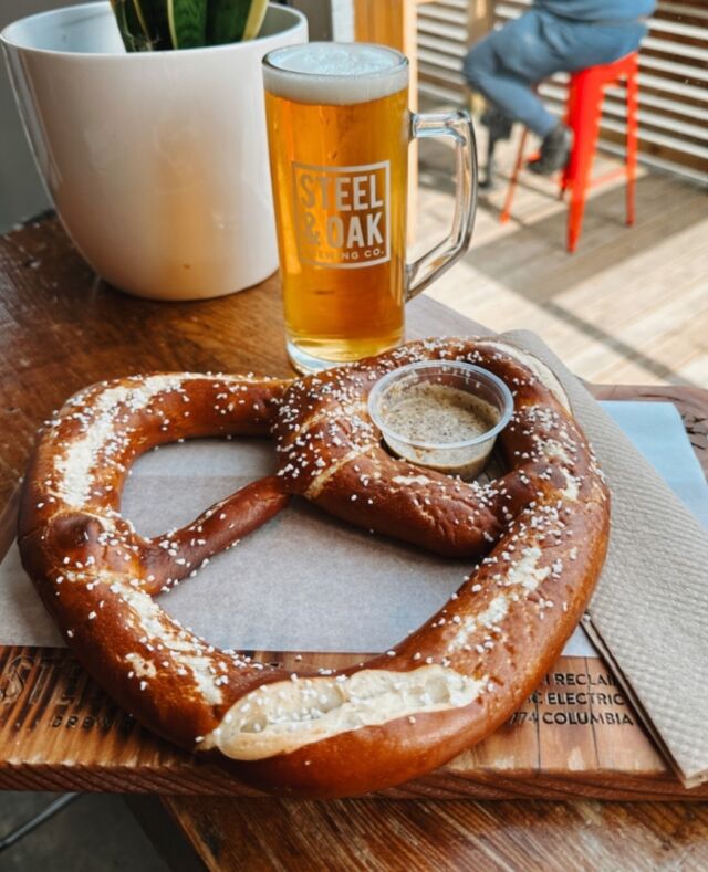 Looking for something to do this upcoming #Oktoberfest?

Visit @steelandoak for their 2nd annual Steel & Oaktoberfest event on Saturday, September 28th.

This will be a full day of Bavarian-style festivities from 12:00pm-10:00pm and no tickets are required!

For full event details visit @steelandoak.

#BreweryDistrict #SteelandOaktoberfest #NewWest #NewWestminster